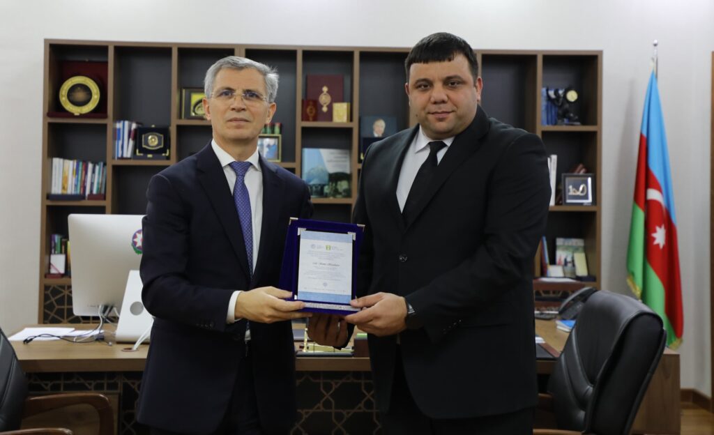 mehriban-eliyeva-vetene-ve-xalqa-xidmet-numunesi