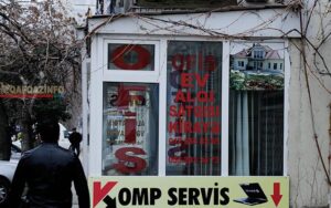 14256307_883818118417072_133551536_n