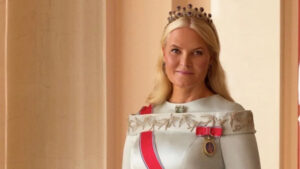 62e7a49d79dae460bf03e39ca94e8263_6